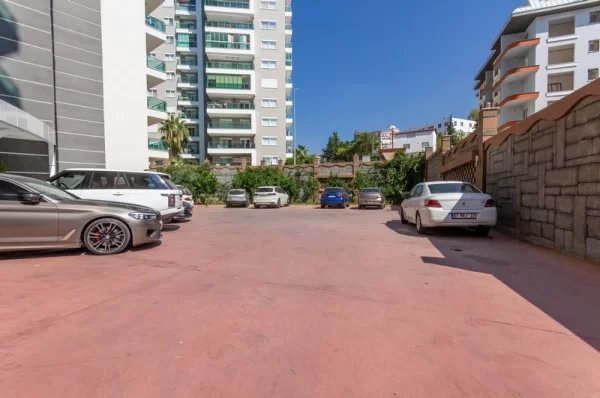 Alanya Mahmutlar'da şık 1+1 daire