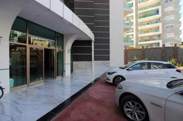 Alanya Mahmutlar'da şık 1+1 daire