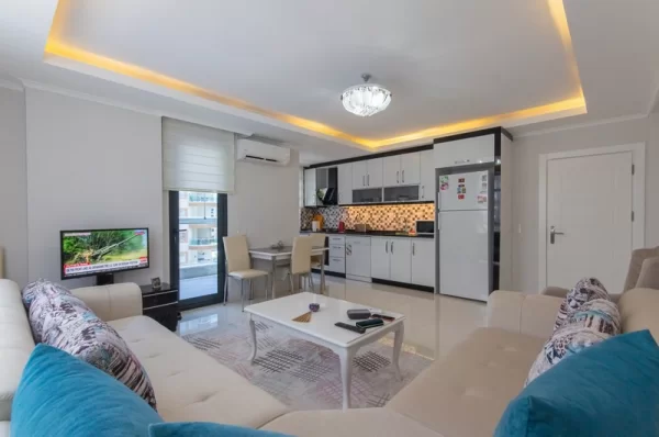 Contemporary Building Meets Comfort: Stylish 1+1 Property in Mahmutlar, Alanya