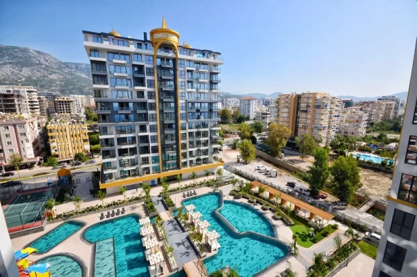 Beachfront 1+1 Apartment for Sale in Alanya,Mahmutlar