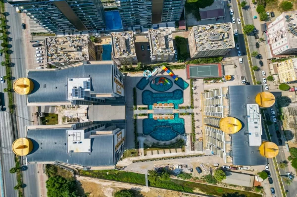 Beachfront 1+1 Apartment for Sale in Alanya,Mahmutlar