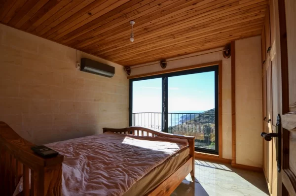 Extraordinary Luxury Living: 3+1 Furnished Villa with a Charming Sea View