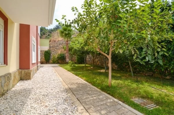 Меблированная потрясающая квартира 2+1 с захватывающим видом на продажу в Алании, Газипаша