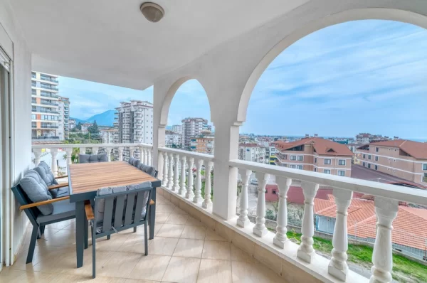 Fully Equipped 2+1 Peacefull and Luxe Apartment for Sale in Alanya