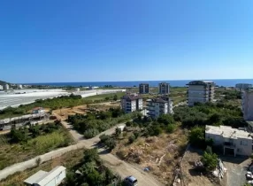 Havuzlu ve Büyüleyici Deniz Manzaralı Eşyalı 4+1 Dubleks Daire