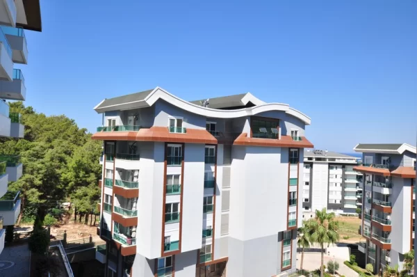 A Piece of Craftsmanship 400 Meters From the Sea, Beyond Luxury 1+1 Apartment