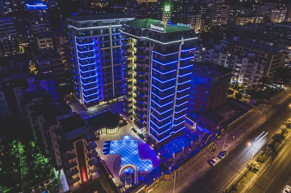 Alanya'da Denize Sıfır 1+1 60 m2 Luxhabitat Satılık Daire