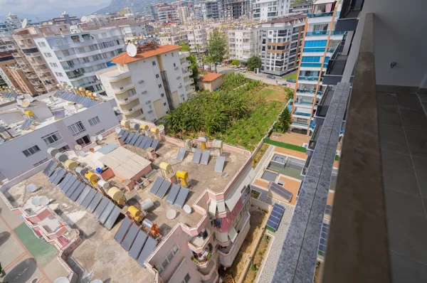 Alanya'da Denize 100 Metre Satılık Yeni Daire ve Dubleksler