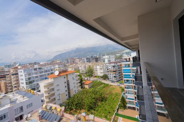 Just 100 Meters to Sea Newly Apartments and Penthouses for Sale in Alanya