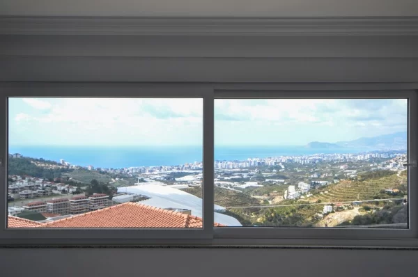 An Exceptional 3+2 Duplex with Panoramic Sea Views Property in Alanya Demirtas