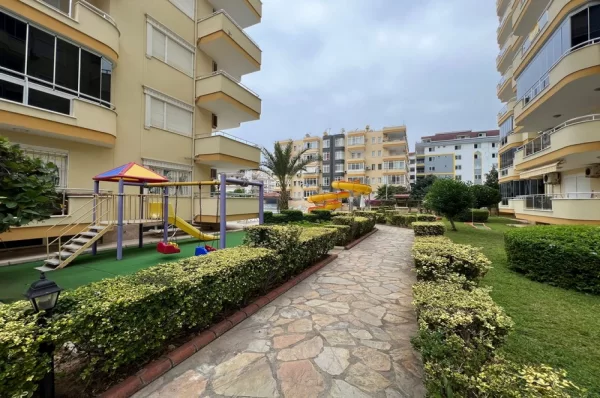 Alanya'da Denize 100 Metre Satılık 2+1 Full Eşyalı Daire