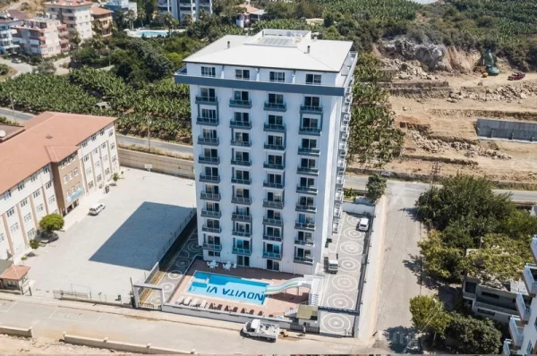 Alanya'da Taşınmaya Hazır Geniş Eşyalı 1+1 Satılık Daire