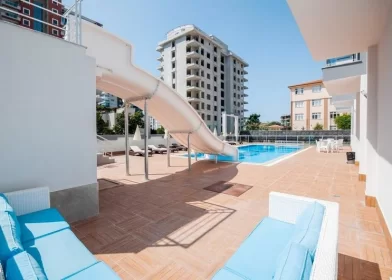 Alanya'da Taşınmaya Hazır Geniş Eşyalı 1+1 Satılık Daire