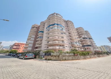 Explore the Fully Furnished High Floor 2+1 Apartment for Sale in Alanya