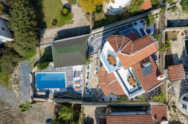 Luxurious 4+2 Triplex Villa with Pool in Alanya,Türkler