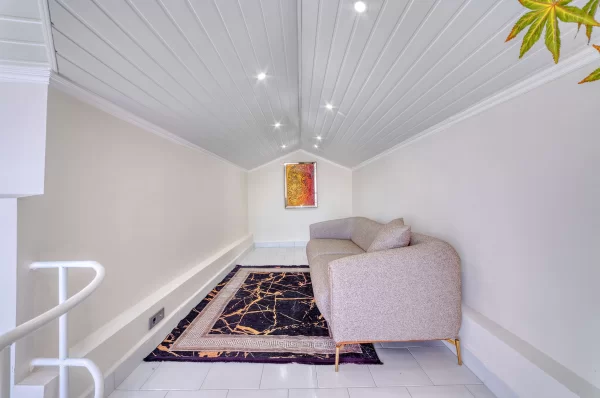 Luxurious 4+2 Triplex Villa with Pool in Alanya,Türkler