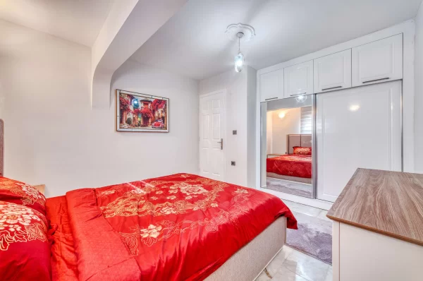 Luxurious 4+2 Triplex Villa with Pool in Alanya,Türkler