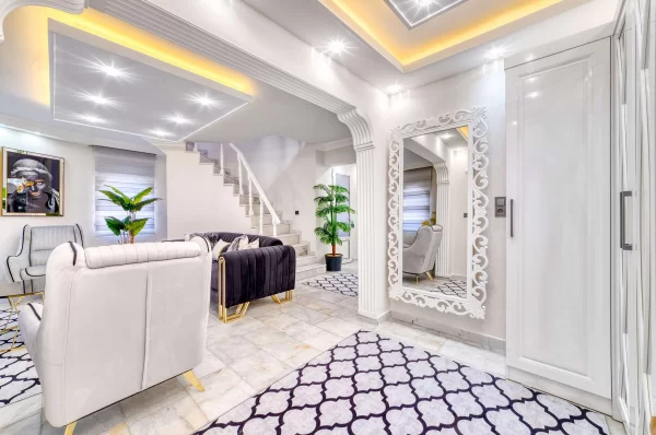 Luxurious 4+2 Triplex Villa with Pool in Alanya,Türkler