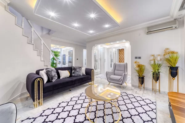 Luxurious 4+2 Triplex Villa with Pool in Alanya,Türkler