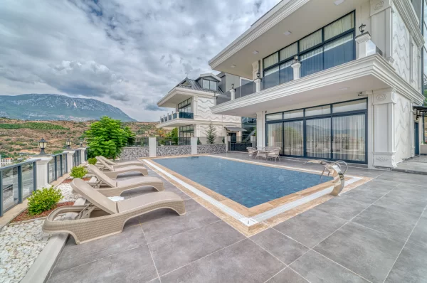Kargicak Alanya'da Türk Vatandaşlığına Uygun Lüks Villa