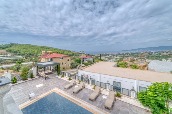 Luxury Villa in Kargicak Alanya with Turkish Citizenship Eligibility