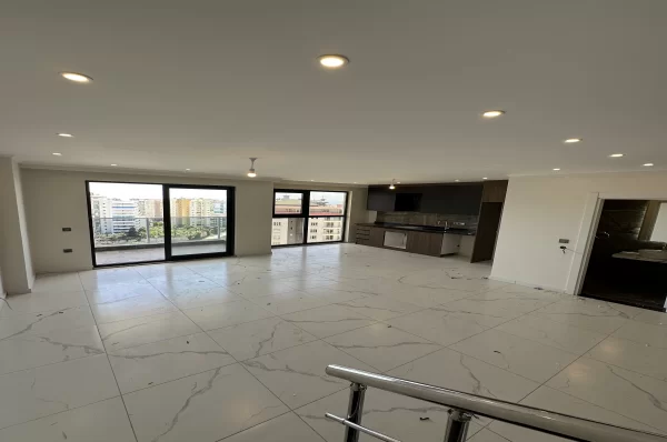 Luxurious 3 Bedroom Apartment in Mahmutlar Alanya