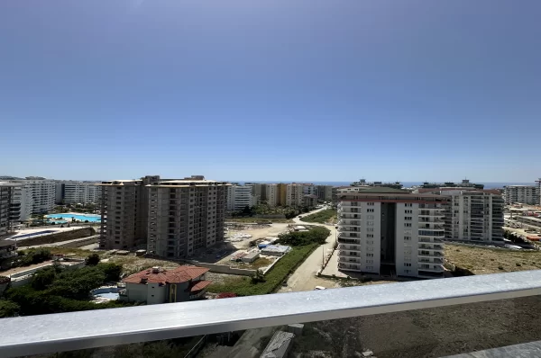 Luxurious 3 Bedroom Apartment in Mahmutlar Alanya