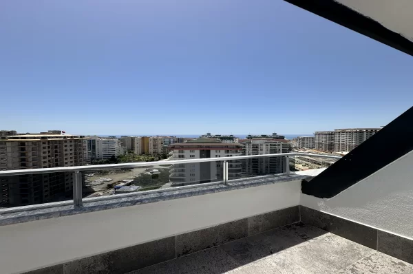 Luxurious 3 Bedroom Apartment in Mahmutlar Alanya