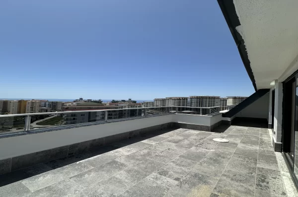 Luxurious 3 Bedroom Apartment in Mahmutlar Alanya