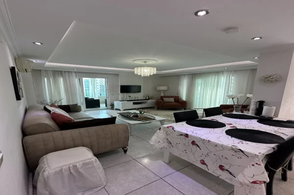 Mahmutlar Alanya 2+1 Daire ile Konforlu Yaşam